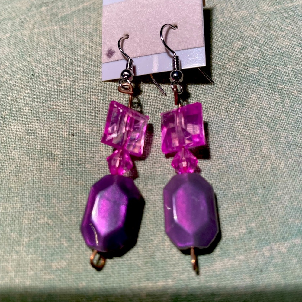 Beautiful purple earrings to go with any outfit.